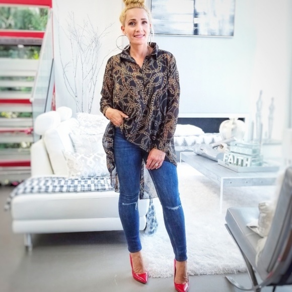 Chain Print Top - Picture 2 of 4